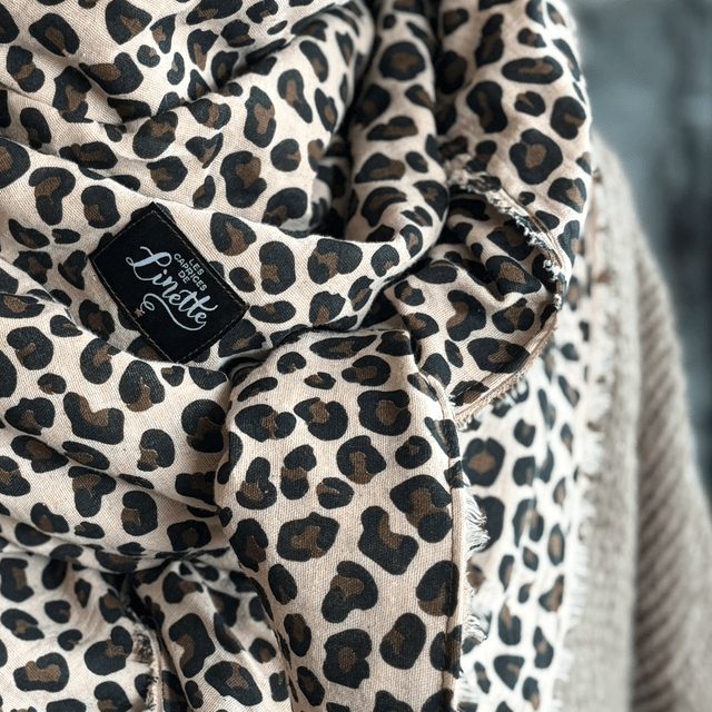 FOULARD LÉOPARD SAUVAGE 