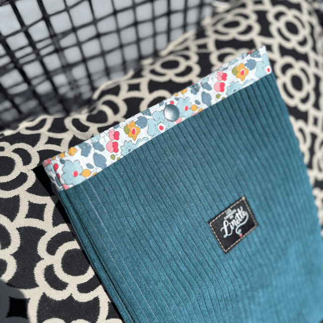 POCHETTE VELOURS CANARD & LIBERTY 
